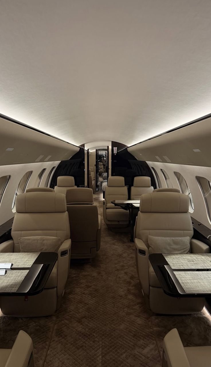 Business jet cabin